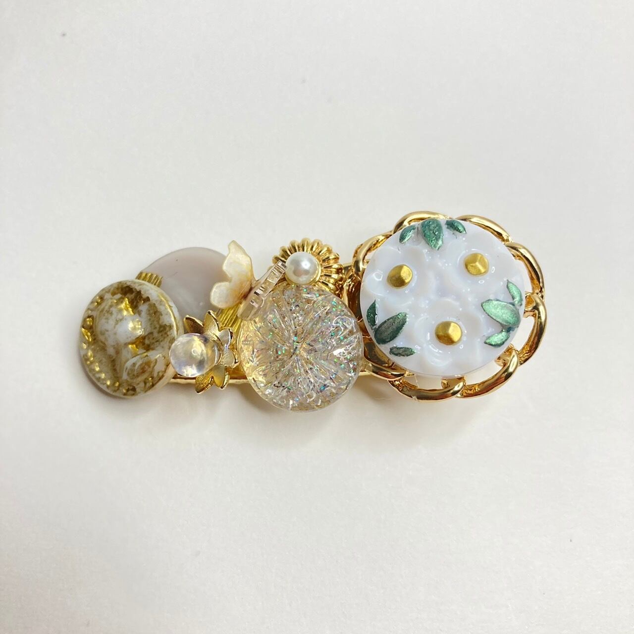 アンティーク風ボタン ヘアクリップ こっくりカラー 秋 冬 上品 ヘア