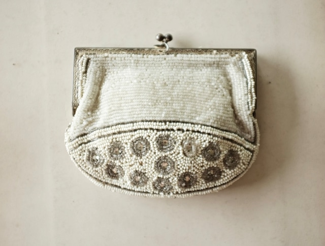 フランス 銀の渦と半透明の球とマイクロビーズのパース ポーチ アンティーク