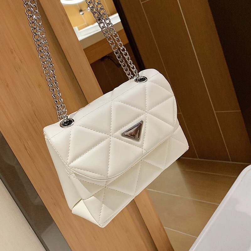 バッグレディースバッグ2020ニューウェーブサマーチェーンワイルドメッセンジャーバッグネットレッドファッション刺繍糸ショルダーショルダースクエアバッグ Tiancai_Wing_Bag7062140