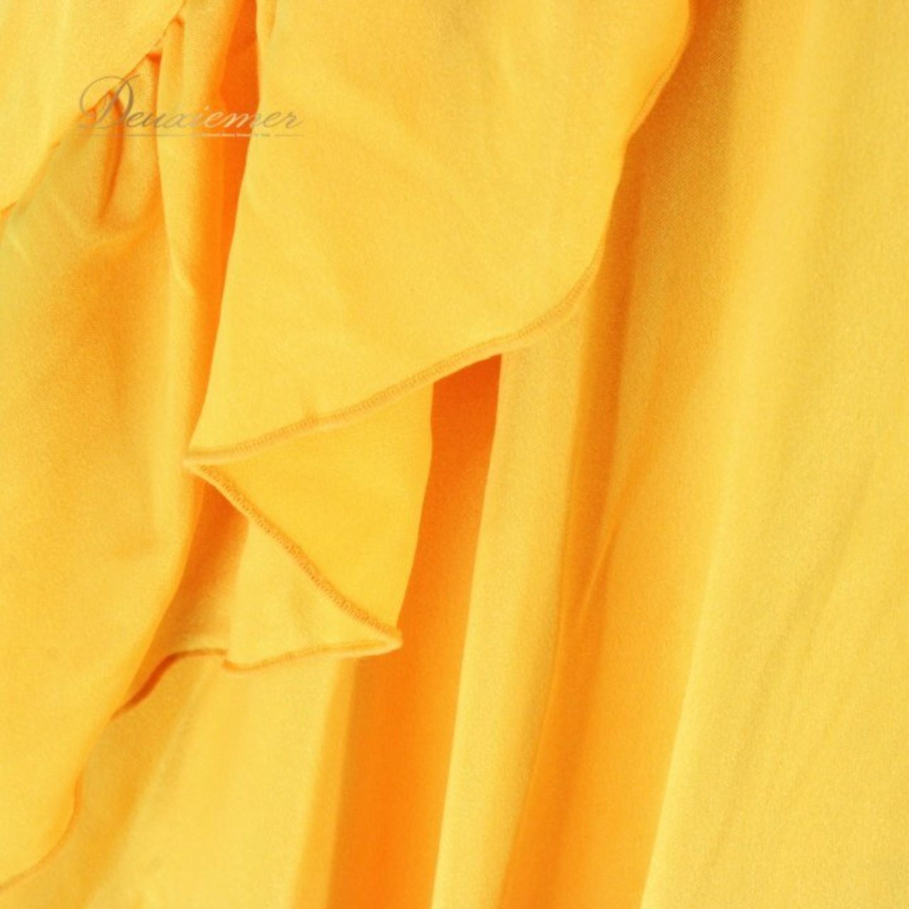 ダンス衣装 社交ダンス レディース レッスンウェア イエロー系 スカート 練習着 Fashionα ファッション アルファ 黄色 無地 山吹色 フリル フリルスカート 巻きスカート 巻き風 パーティー衣装 ラテンダンス フラメンコ 競技 ダンスレッスン 発表会 目立つ ブライトカラー カラースカート ボリューム ウエストひも レディース用 コーデ ステージ衣装 衣装 ステージ映え 黄色系 スカート単品 LL サイズ感 大人可愛い 動きやすい系 イエロー系ワンピース風 フレア フレアスカート スカート丈短め