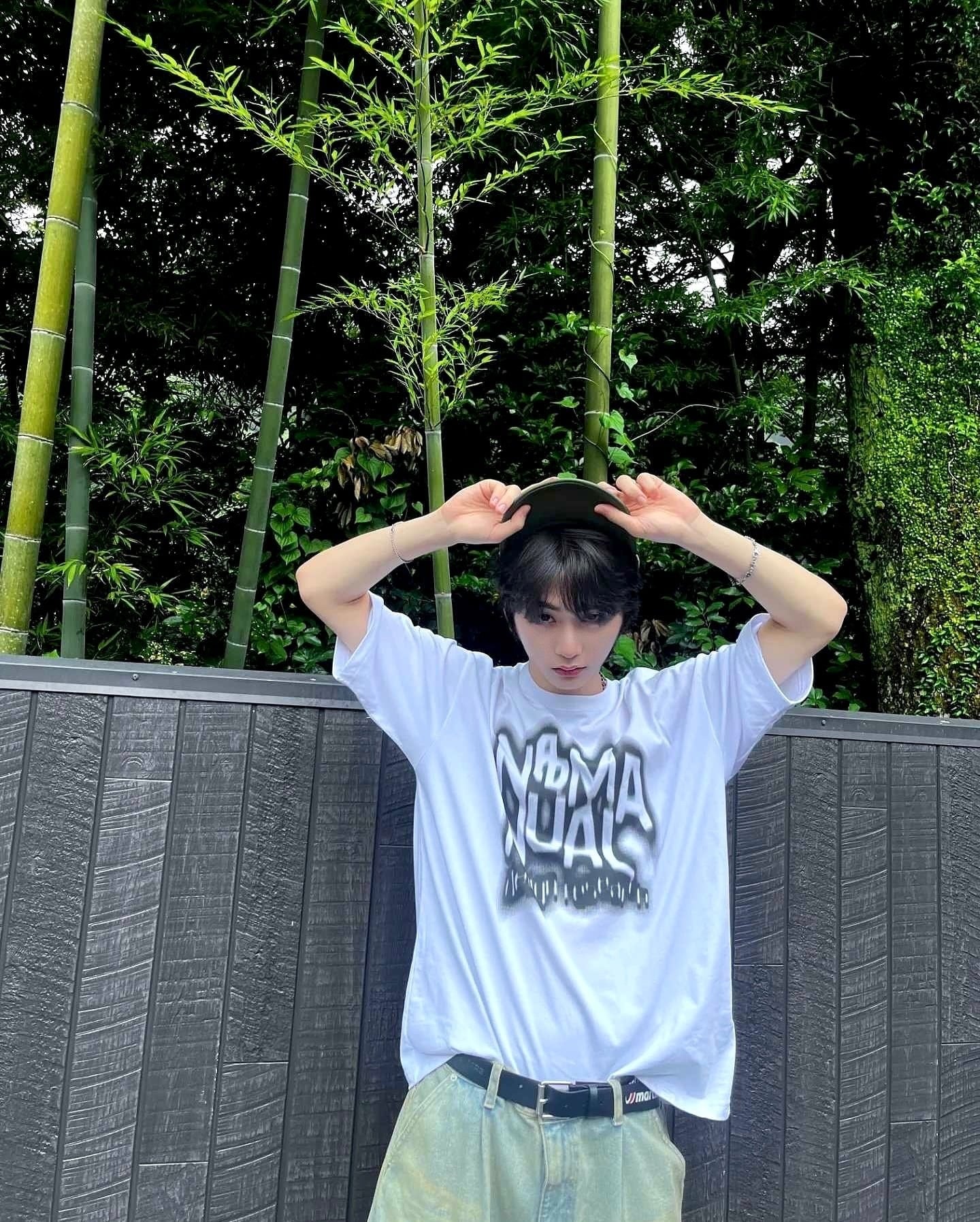 ぬんさん専用 ☆BOYNEXTDOOR テサン 着用！！【NOMANUAL】BUZZ T-SHIRT - WHITE | もごつ