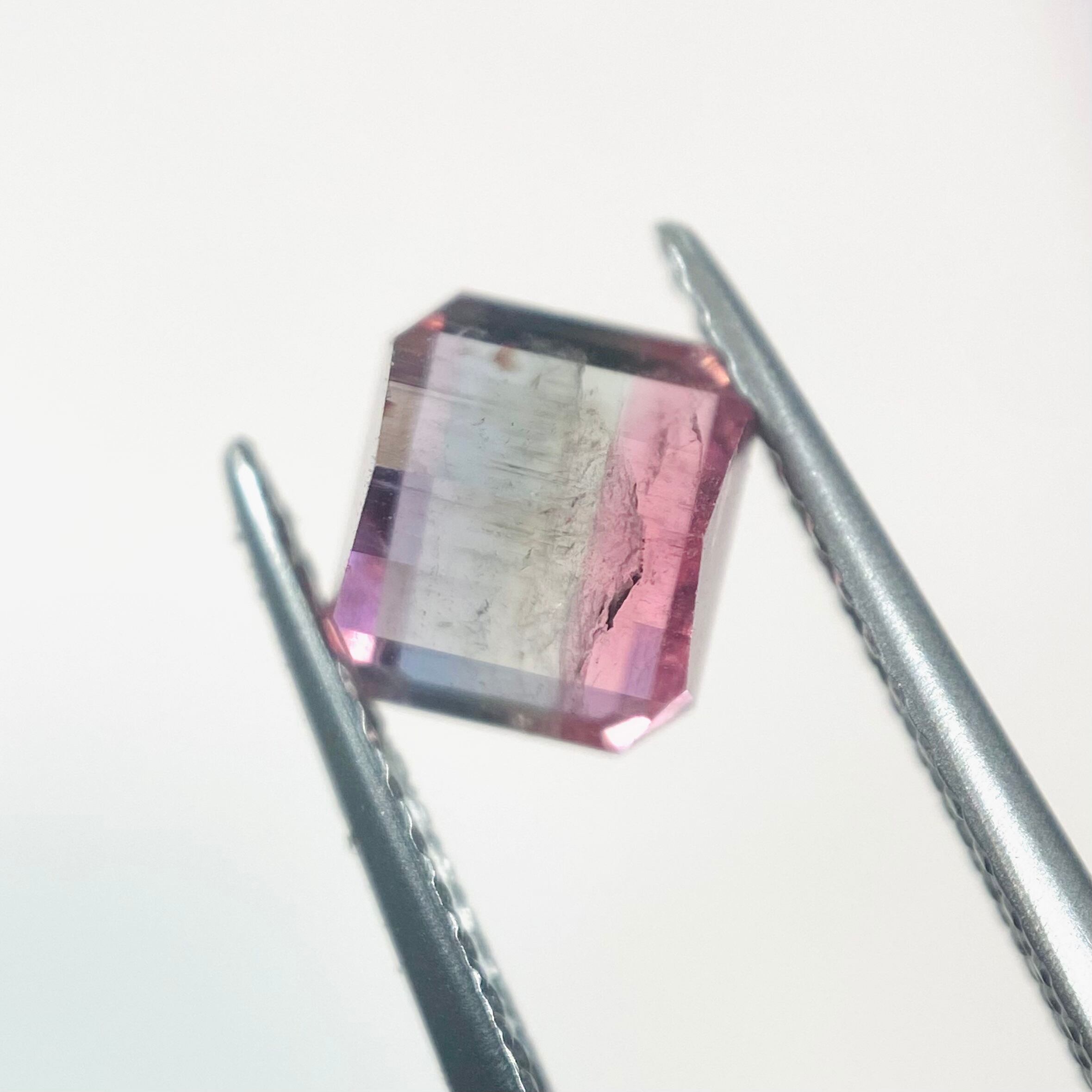 元気で凛とした美しさ パーティーカラートルマリン1