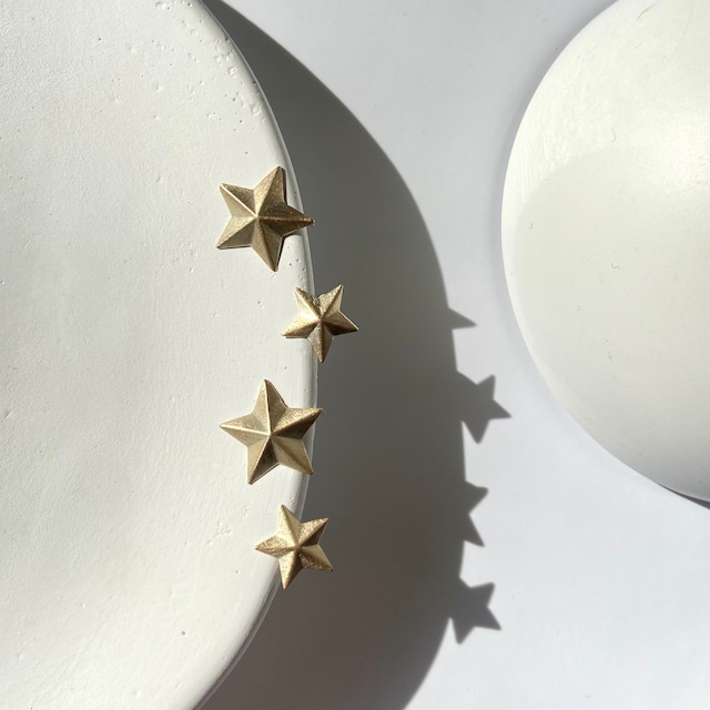 star earrings (K10)