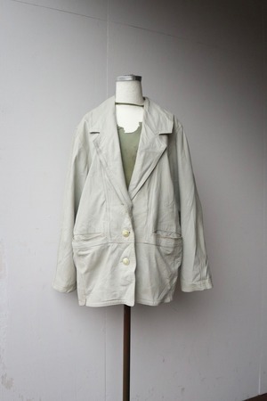 leather jacket / white