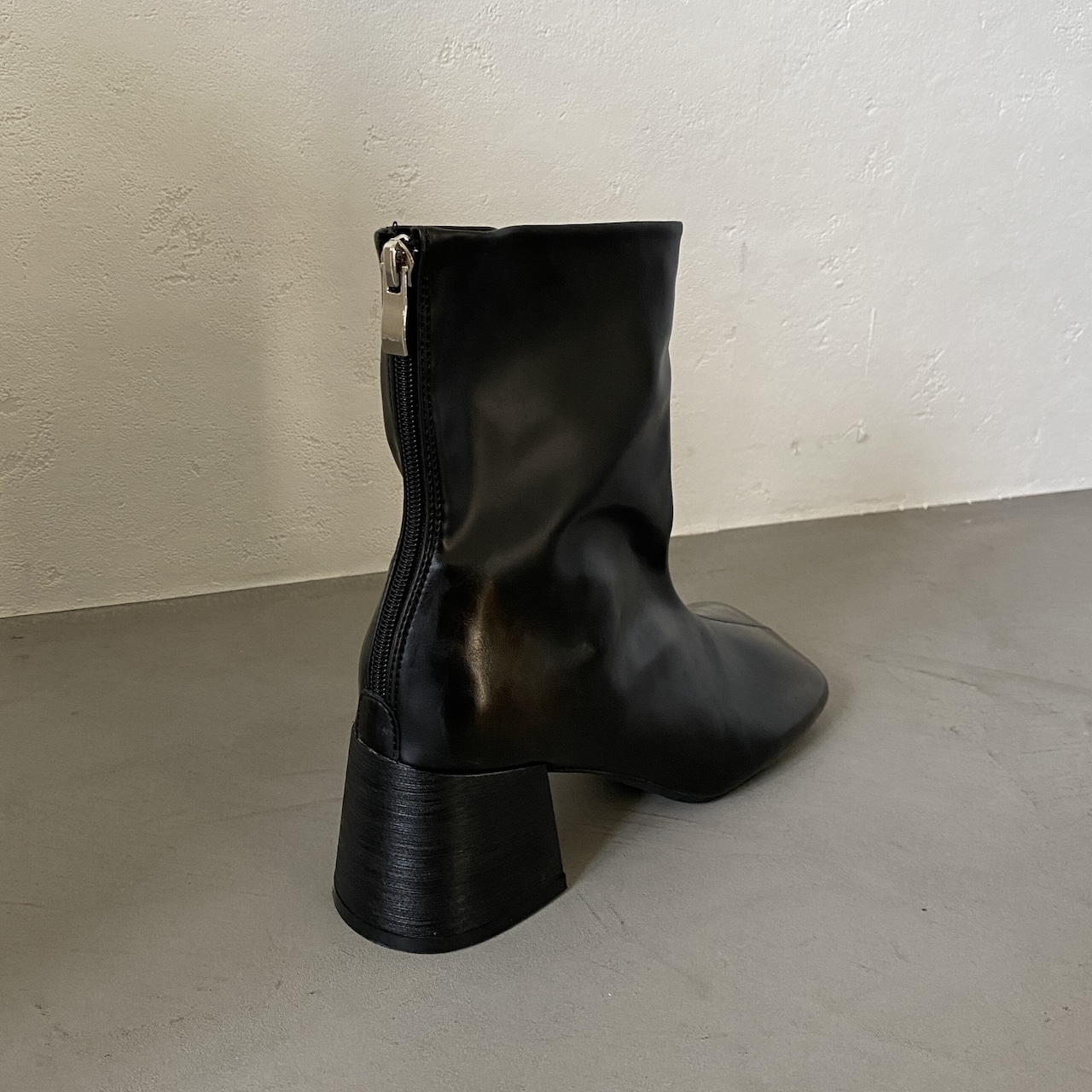 【受注予約:11月下旬入荷予定】Bronze fade square toe boots/black