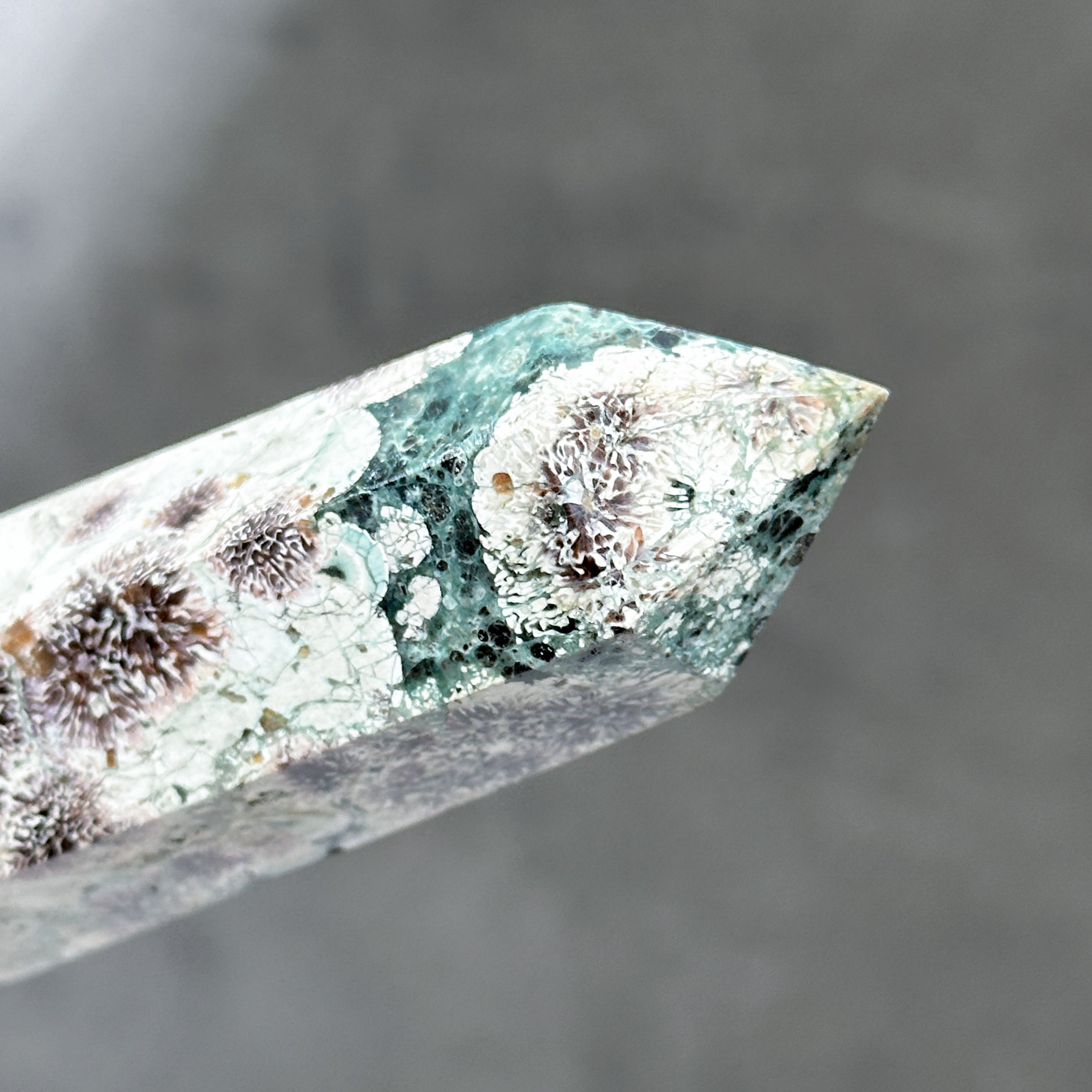 グリーンフラワージャスパー タワー44◇ Green Flower Jasper ◇天然石