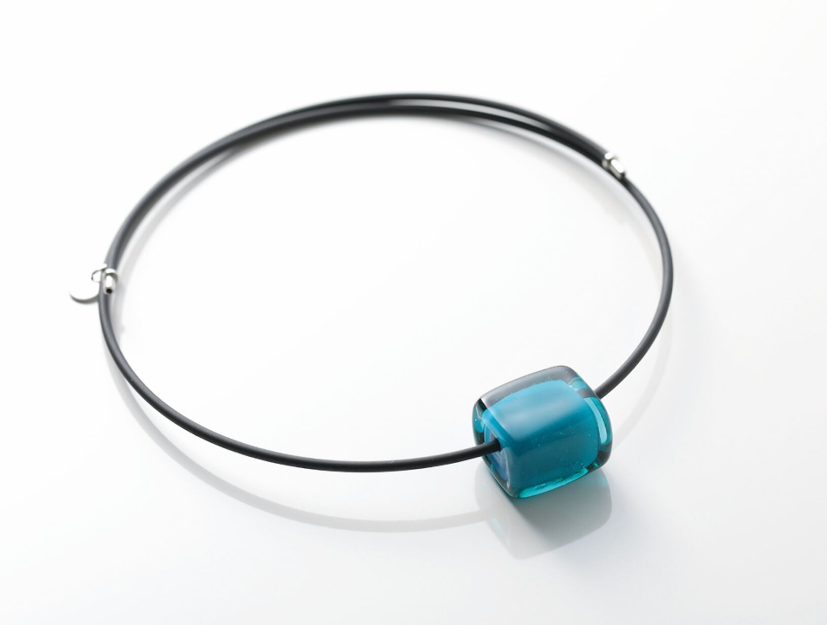 【Le Spezie (スペツィエ )】 チョーカーネックレス (スモーキーブルー)