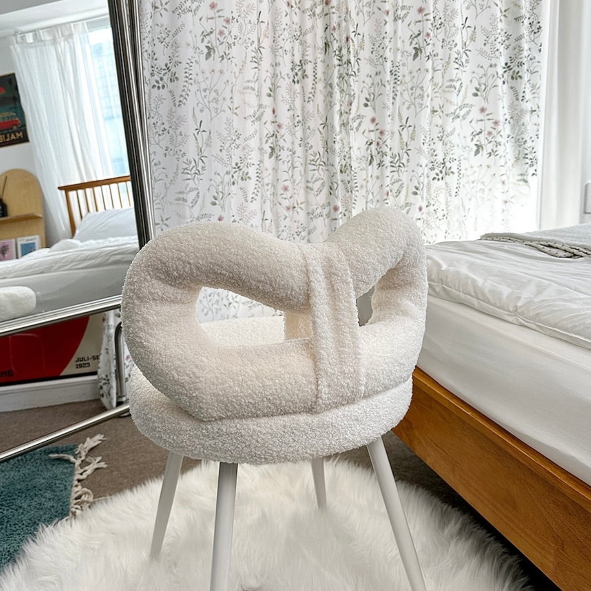 white ribbon chair / ホワイト リボン チェア ダイニング 椅子 北欧