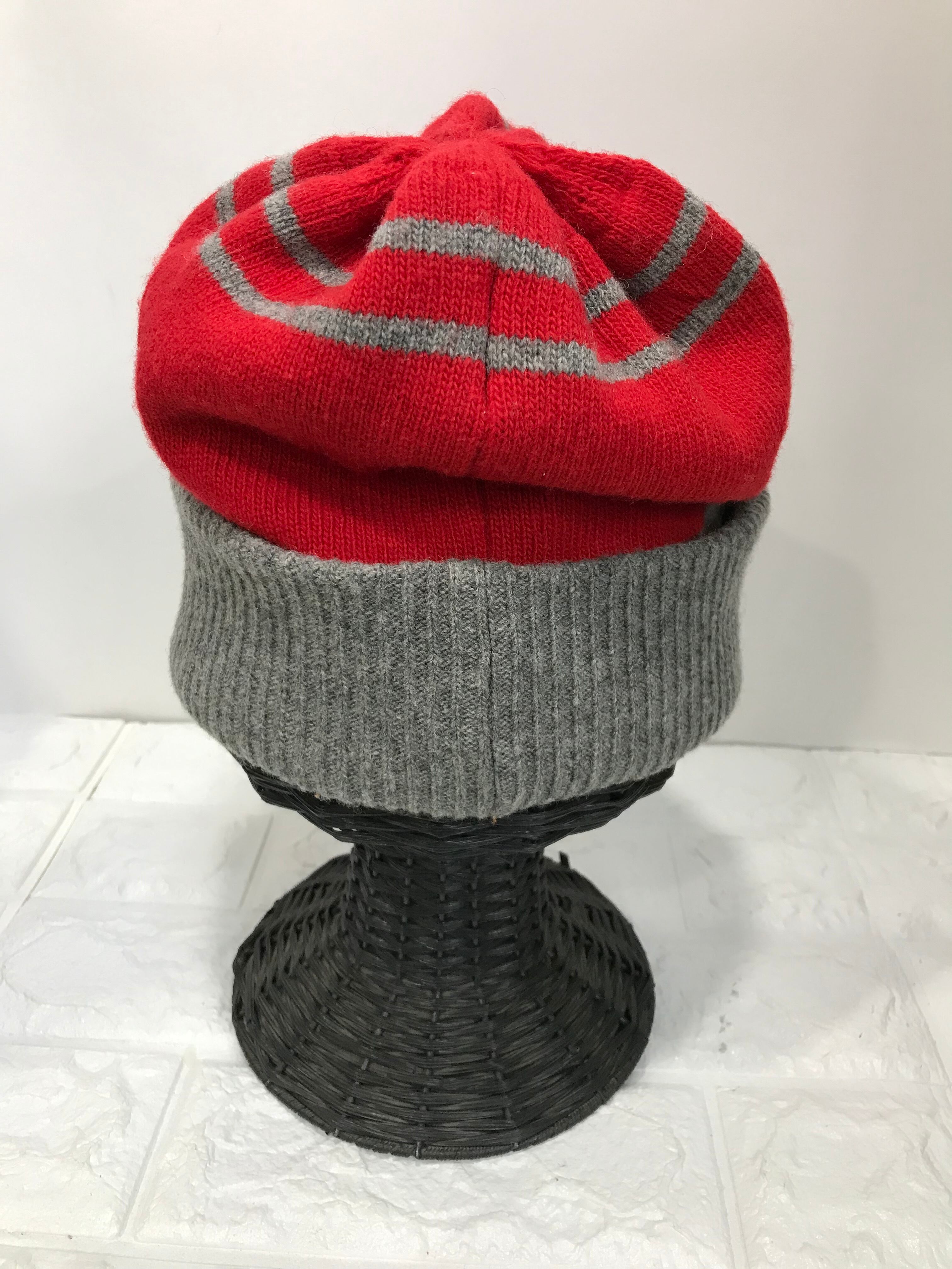 Vivienne Westwood ニット帽 ビーニー イタリア製 オーブロゴ Vivienne Westwood ヴィヴィアンウエストウッド オーブロゴ ニット帽