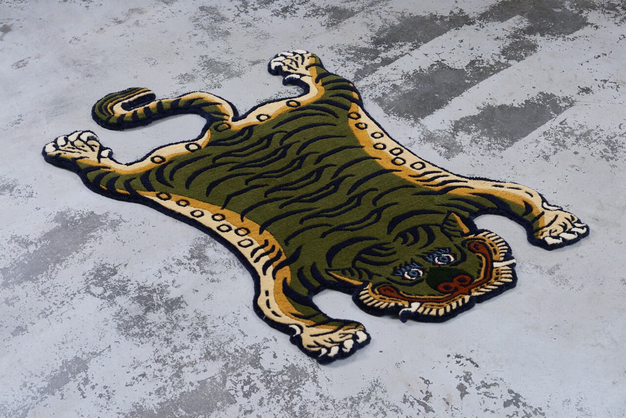 チベタンラグ（チベット製） imgrc0123125202.jpg