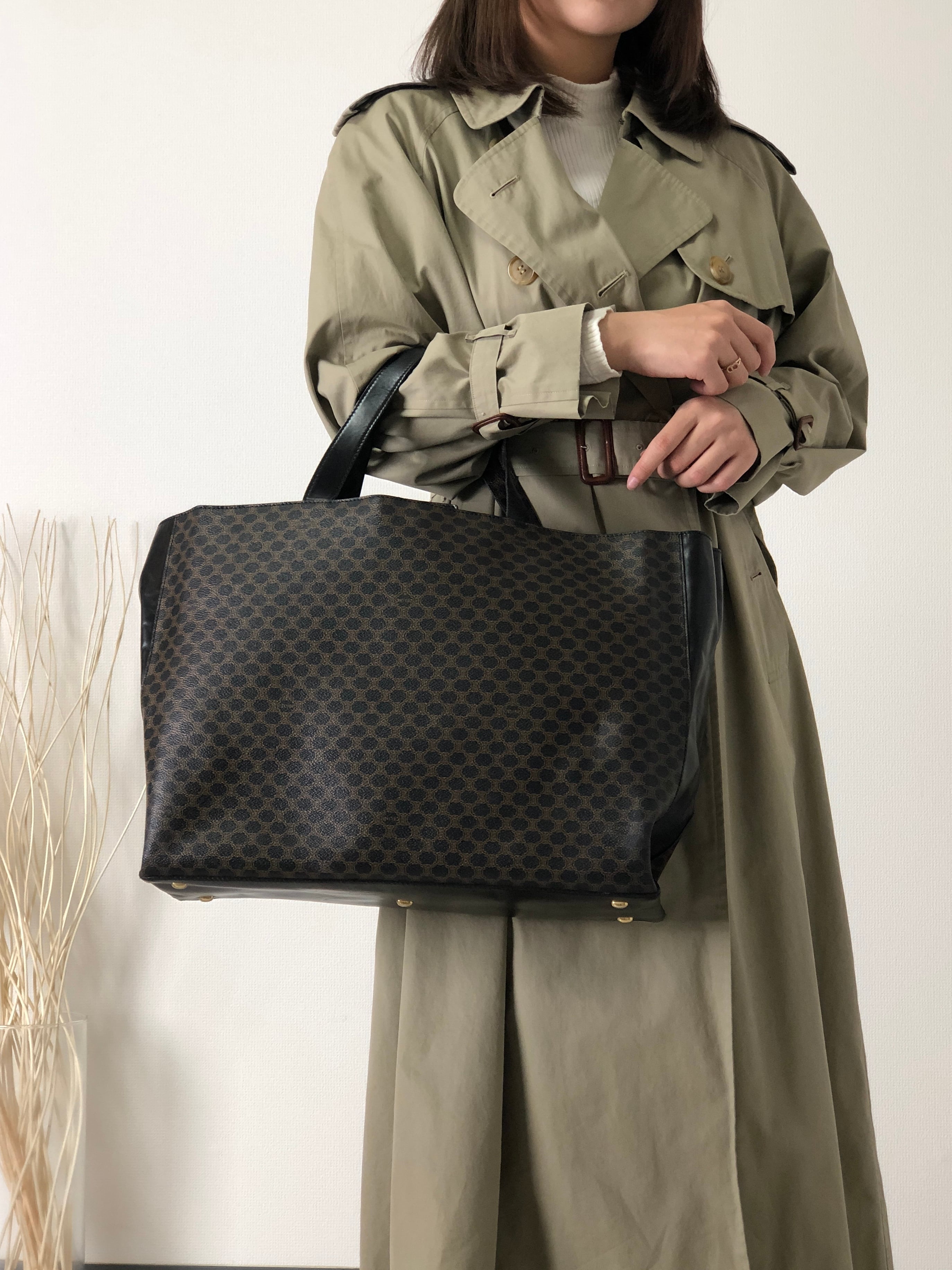 CELINE セリーヌ マカダム ハンドバッグ 日本直送 名牌中古包 】CELINE セリーヌ マカダム ハンドバッグ