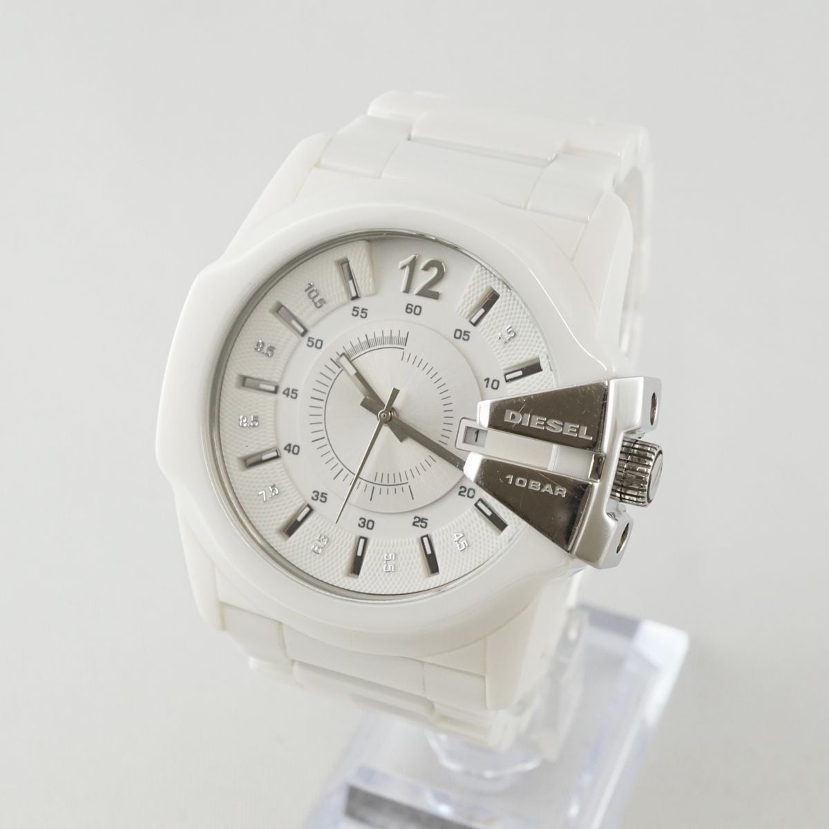 DIESEL ディーゼル 腕時計 USED美品 DZ-1515 ホワイト セラミック クォーツ 完動品 KR X4569 ウィット 鉄道忘れ物  販売 ブランド傘 カメラ イヤホン