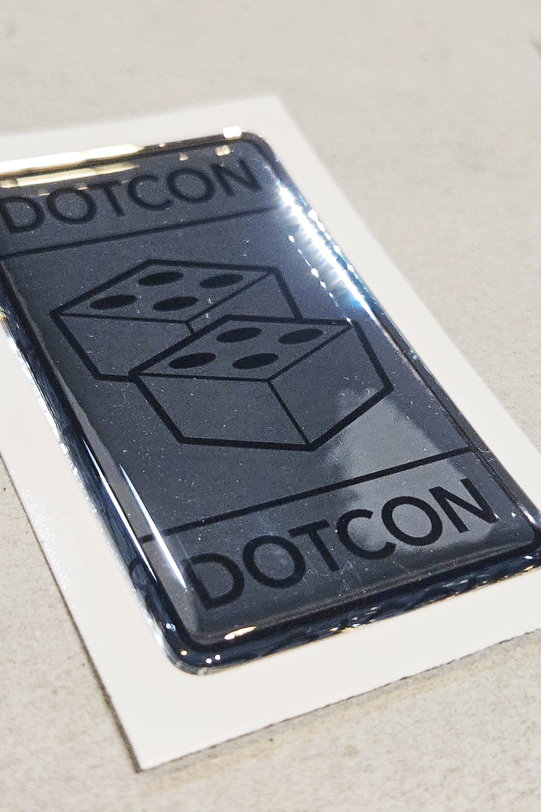 Dotconエンブレムステッカー