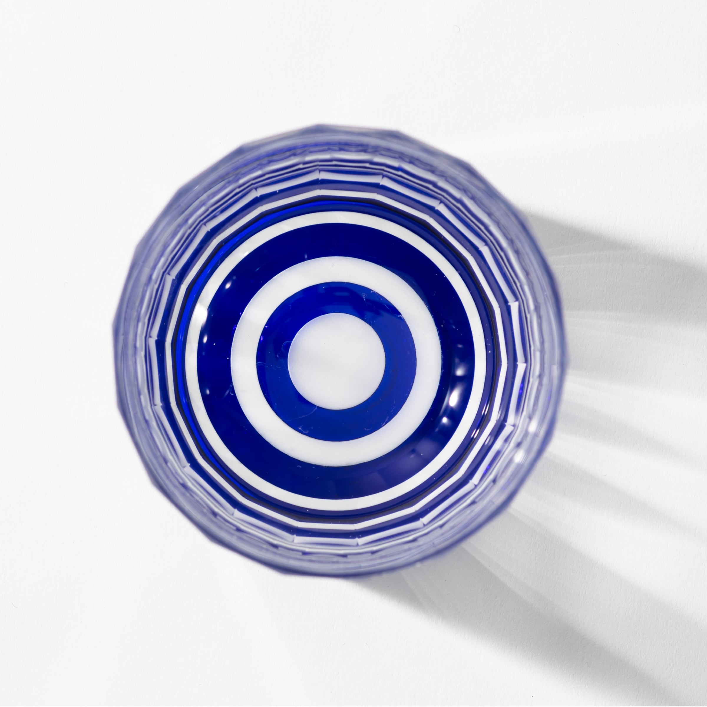 瑠璃 蛇ノ目切子 ぐい呑 | 椎名切子（GLASS-LAB) 江戸切子・砂切子の通販