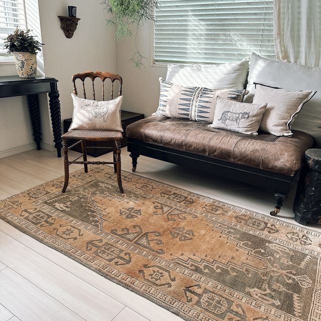 トルコ ヴィンテージラグ TR047 | ウシャク | 104cm × 219cm