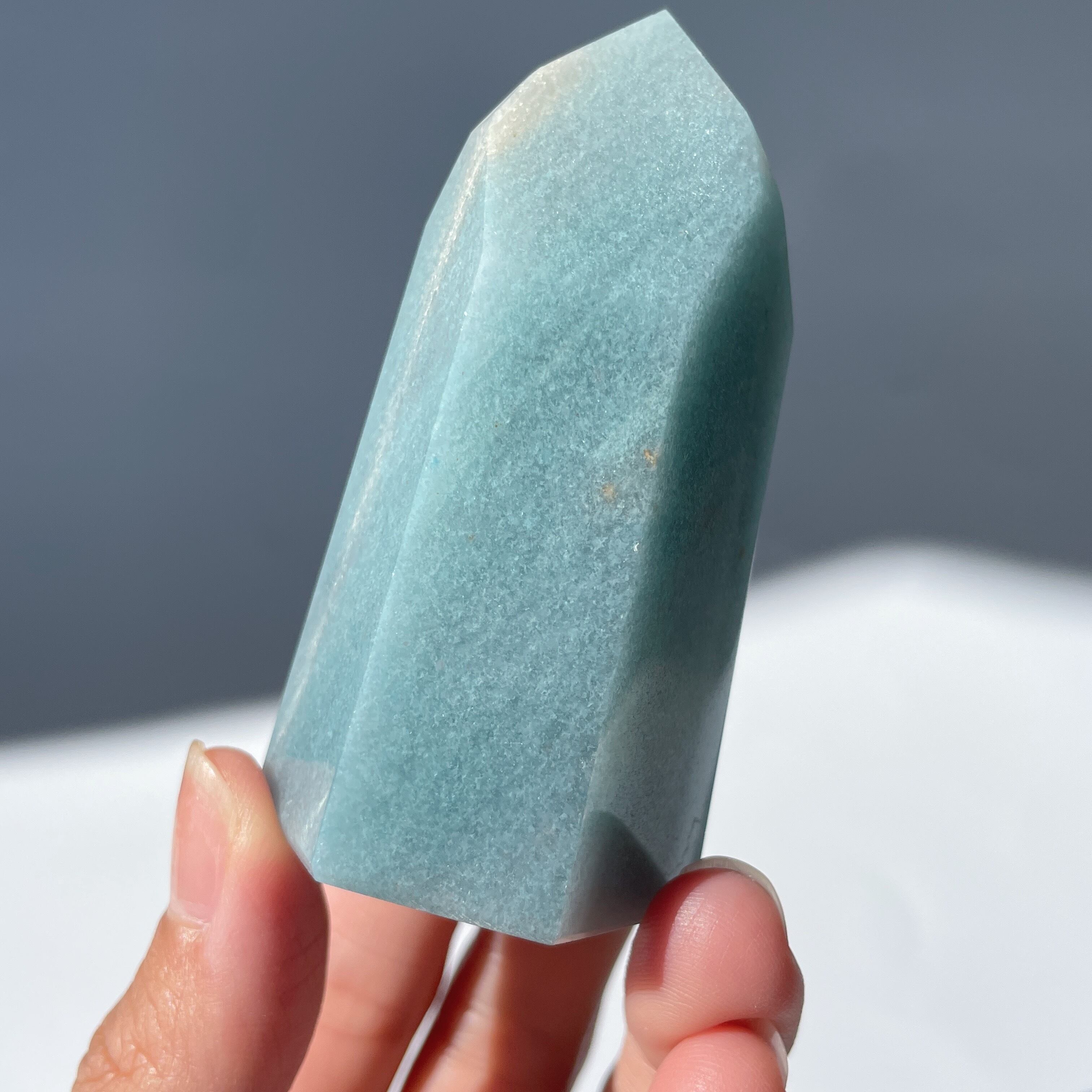 トロレアイトインクォーツ（トロール石）タワー41◇ Trolleite