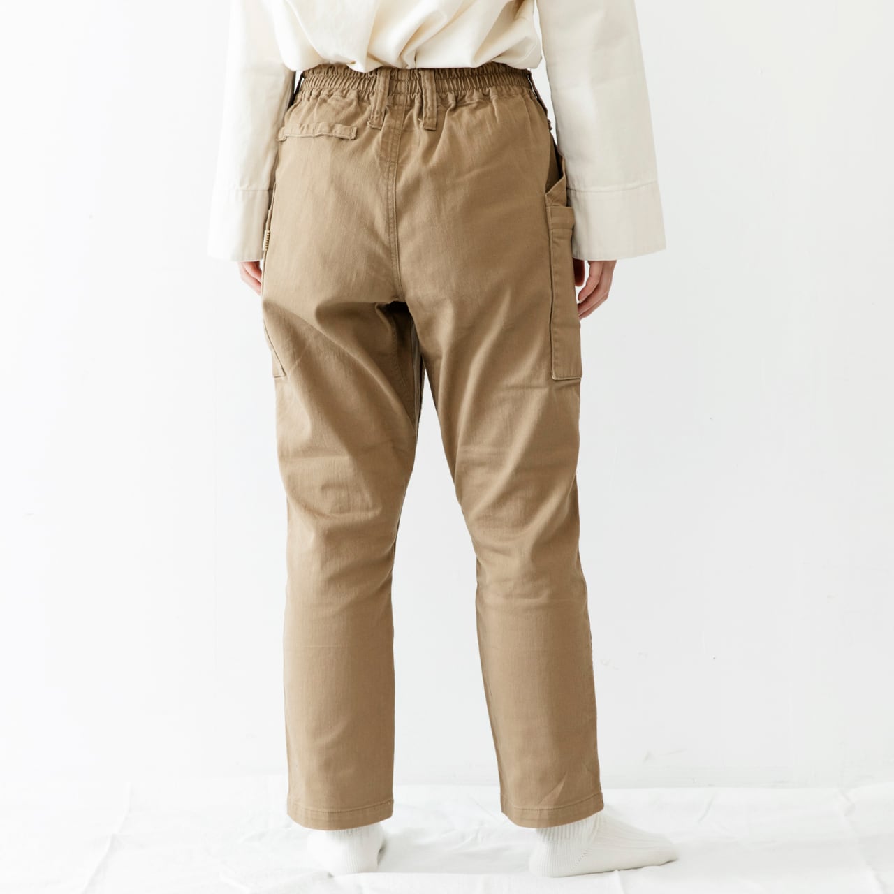 PT-53 作業もんぺ ひらく 伸縮綾織 木枯茶 | SAGYO - 風景をつくって