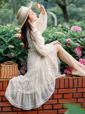 【0255】Frill Tiered Volume Long Sleeve Dress