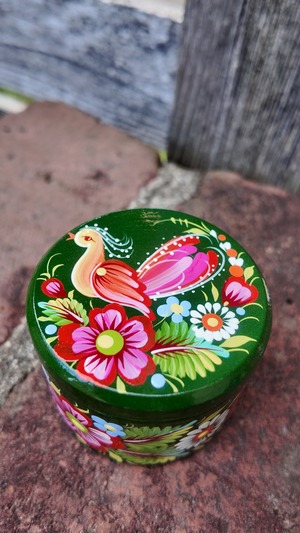 ペトリキウカ塗り　木製小物入れ・ジュエリーボックス（ティモシェンコ作）ウクライナ製