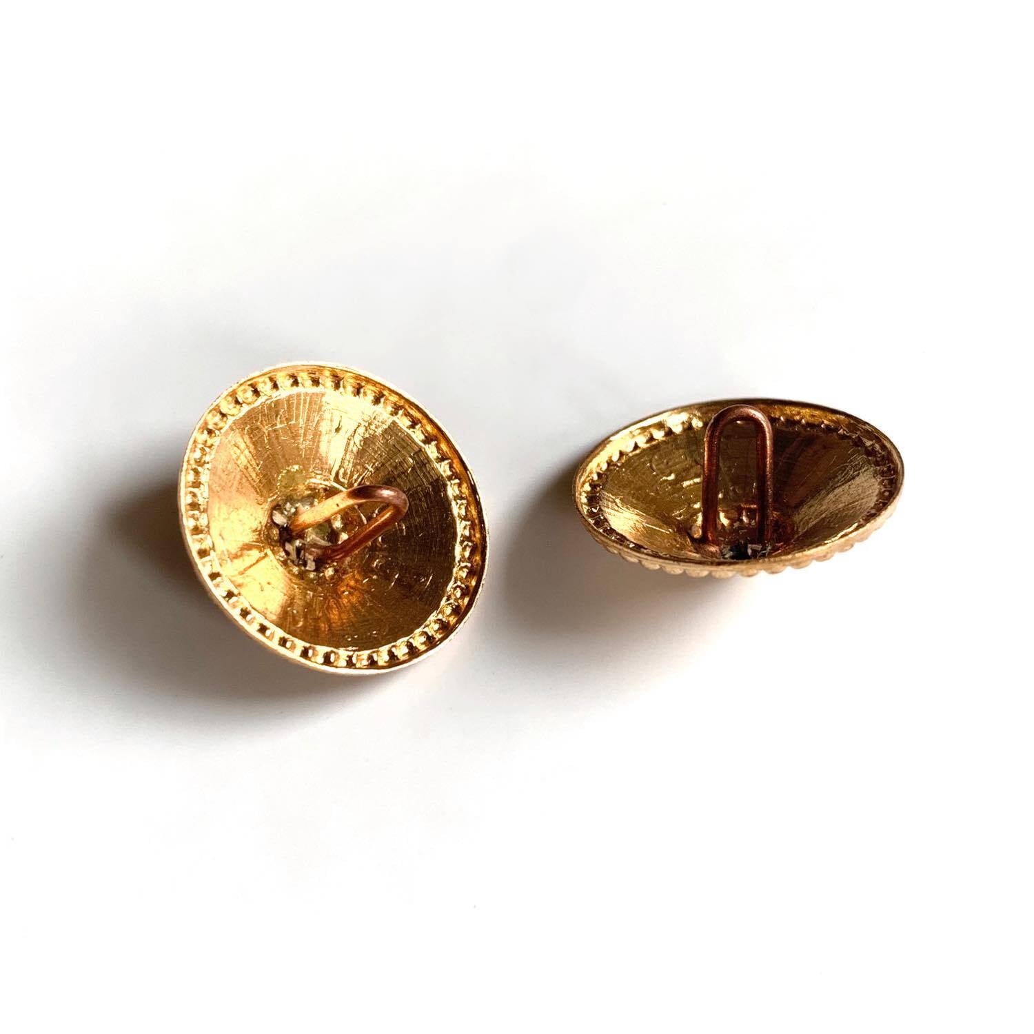 最終入荷〉60's三角錐型ヴィンテージボタン（22mm） | Dua