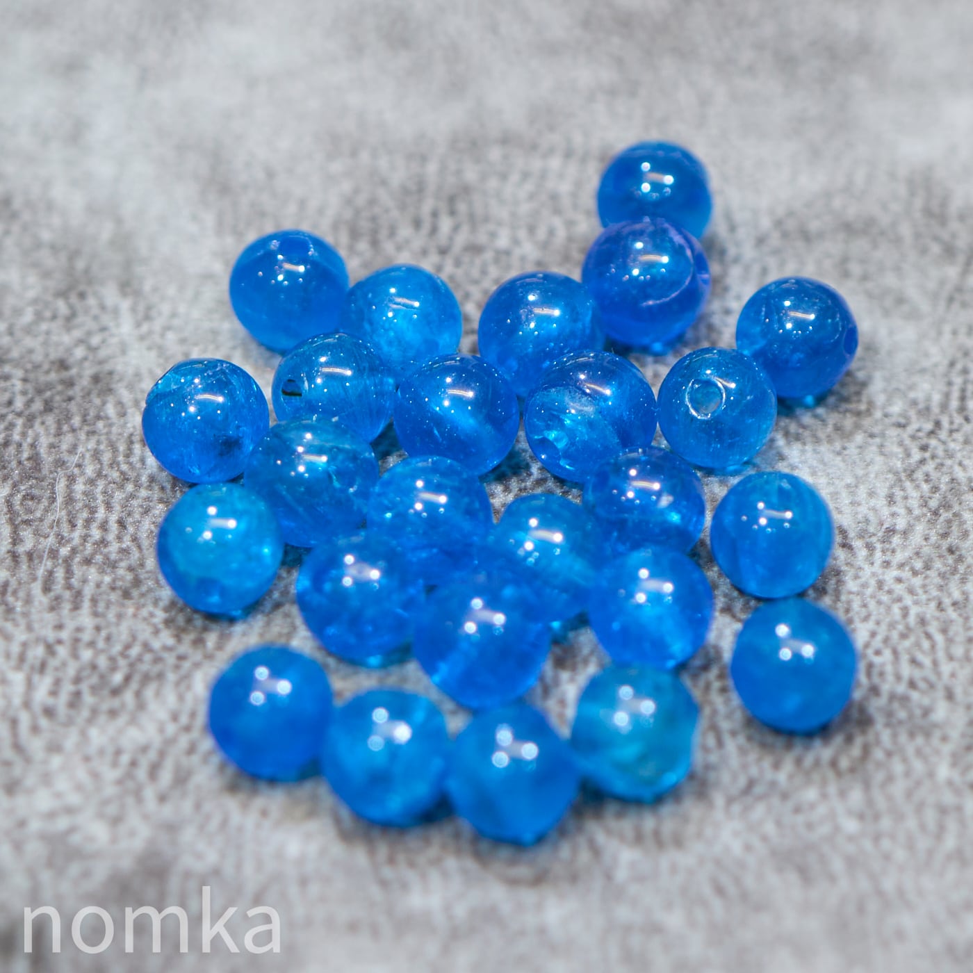 【南洋を閉じ込めた発光ブルー】マダガスカル産 宝石質アパタイト (高品質/6.5mm玉) ビーズ/一粒売り
