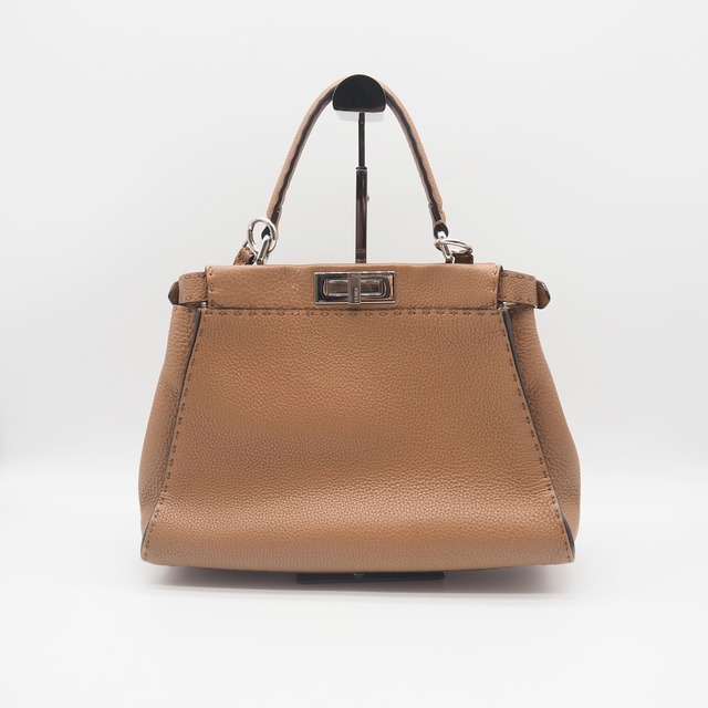 FENDI ピーカブーショルダーバッグ レザー ブラウン フェンディ