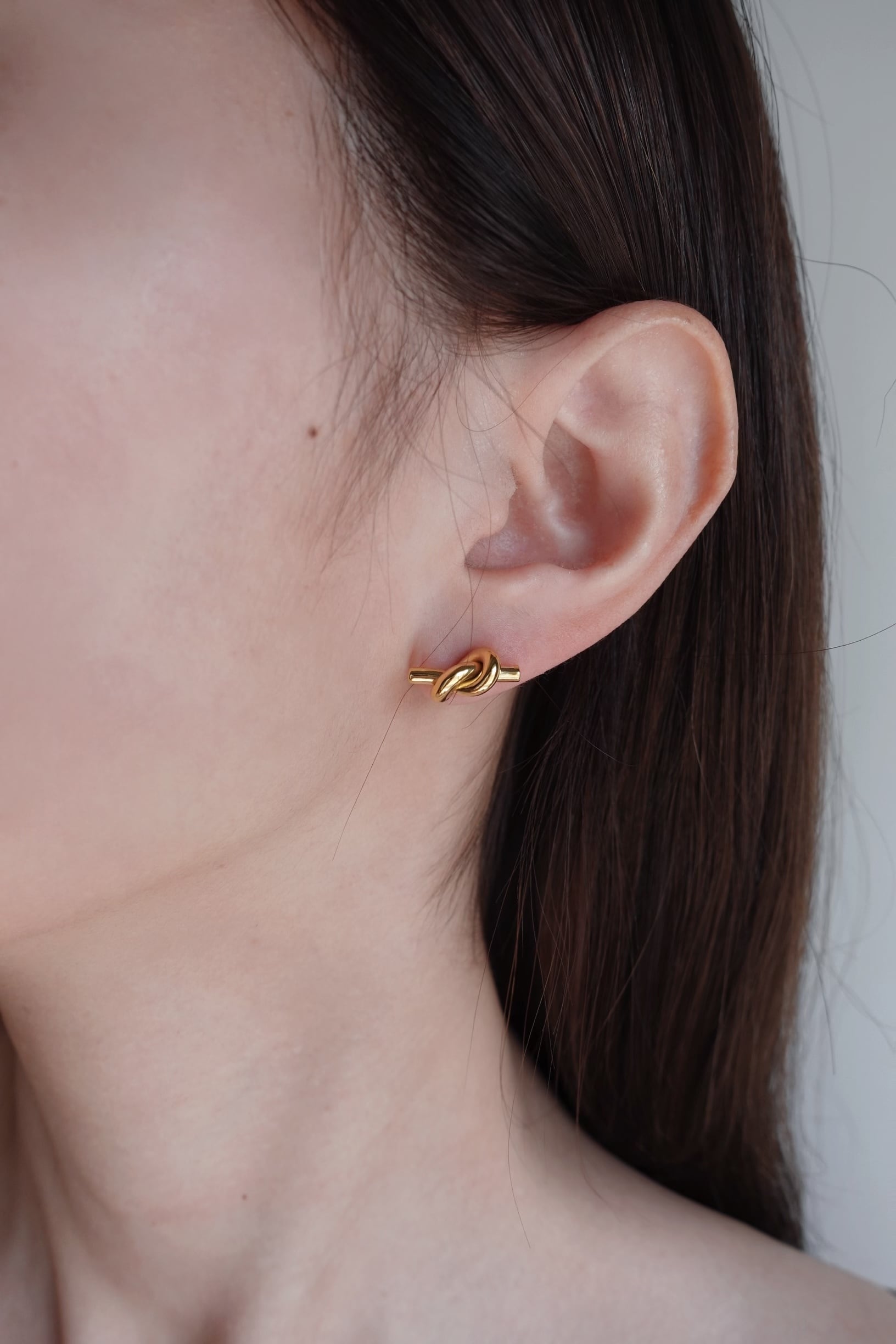 Knot studs pierce | 金属アレルギー対応のアクセサリー crea.jewelry