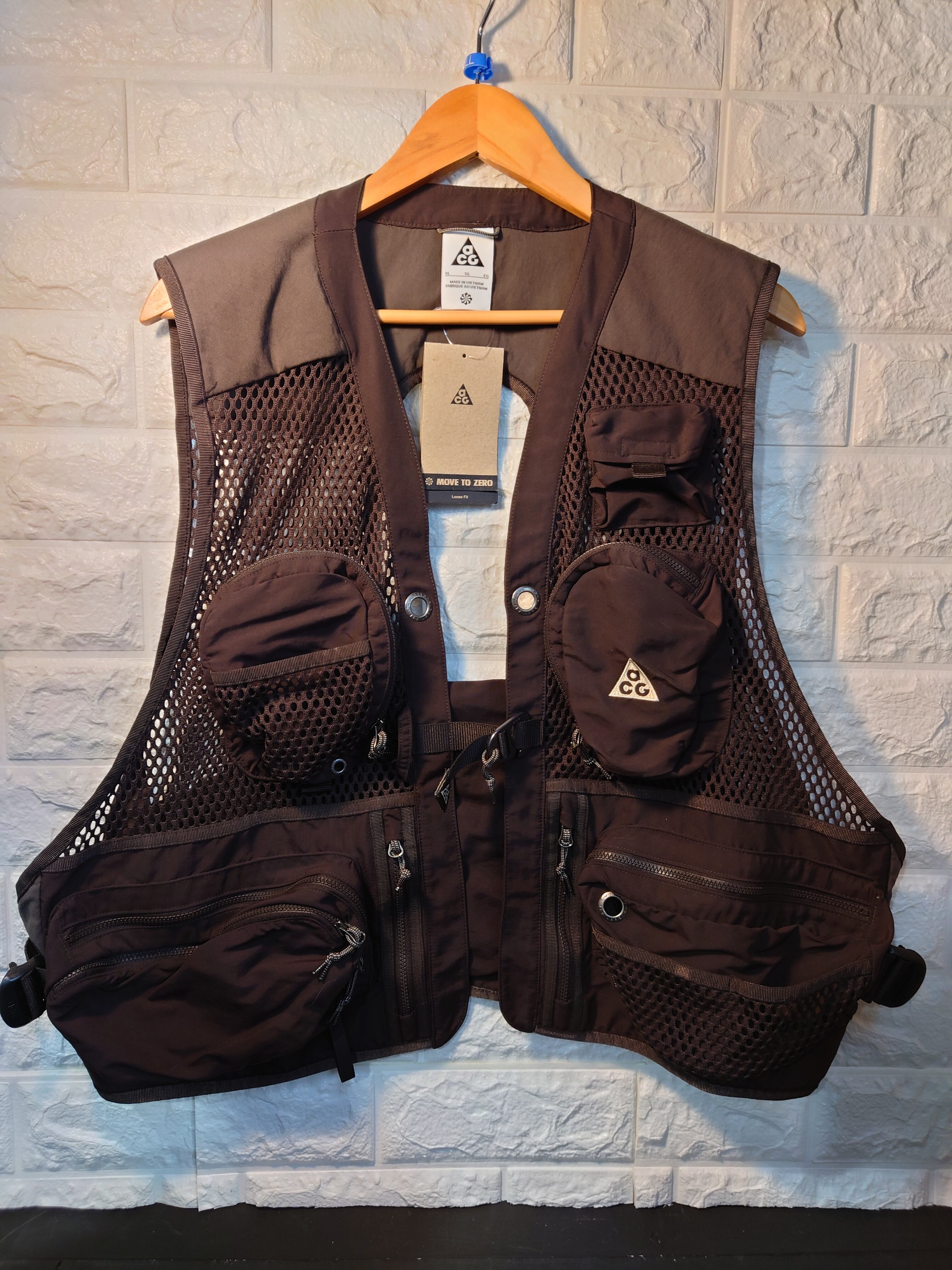 NIKE ACG BUTTLES VEST XLサイズ 新品未使用