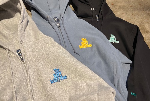 TRIANGLE LOGO ZIP HOODIE