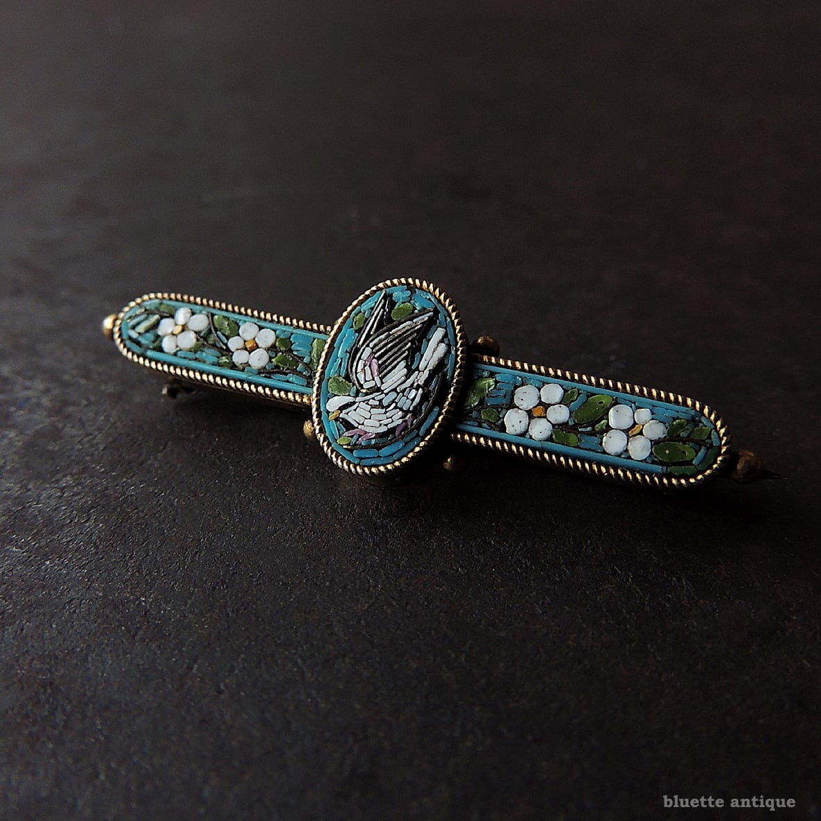 イタリアアンティーク マイクロモザイク 鳩と小花 バーブローチ