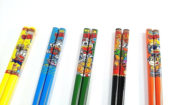 うまい棒箸 ﾃﾘﾔｷﾊﾞｰｶﾞｰ とんかつｿｰｽ ﾋﾟｻﾞ ぶたｷﾑﾁ 牛ﾀﾝ 5種 子供用サイズ Hashimaru