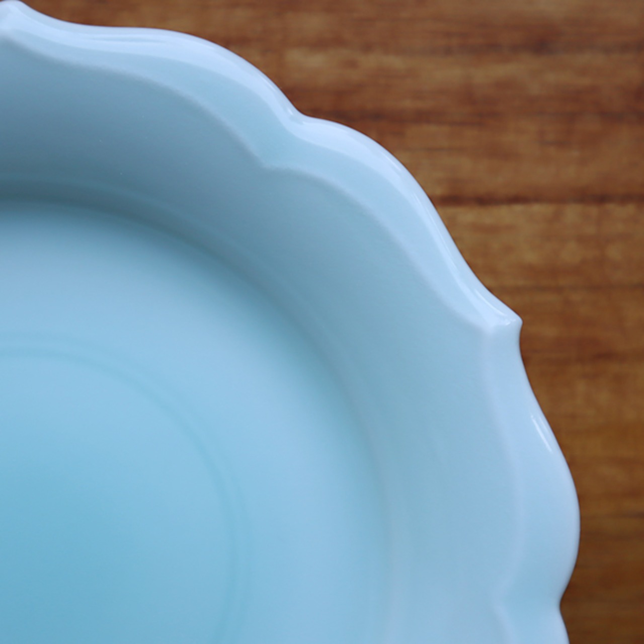 有田焼　青白磁桔梗渕小皿 33-088