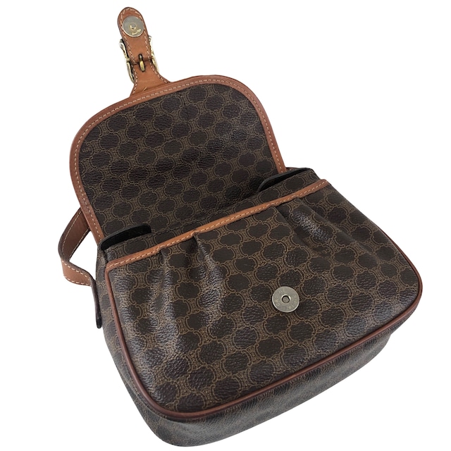 CELINE セリーヌ マカダム ショルダーバッグ ブラウン ブラゾン型押し フロントバックル PVC レザー ミニバッグ vintage ヴィンテージ オールド sskykx