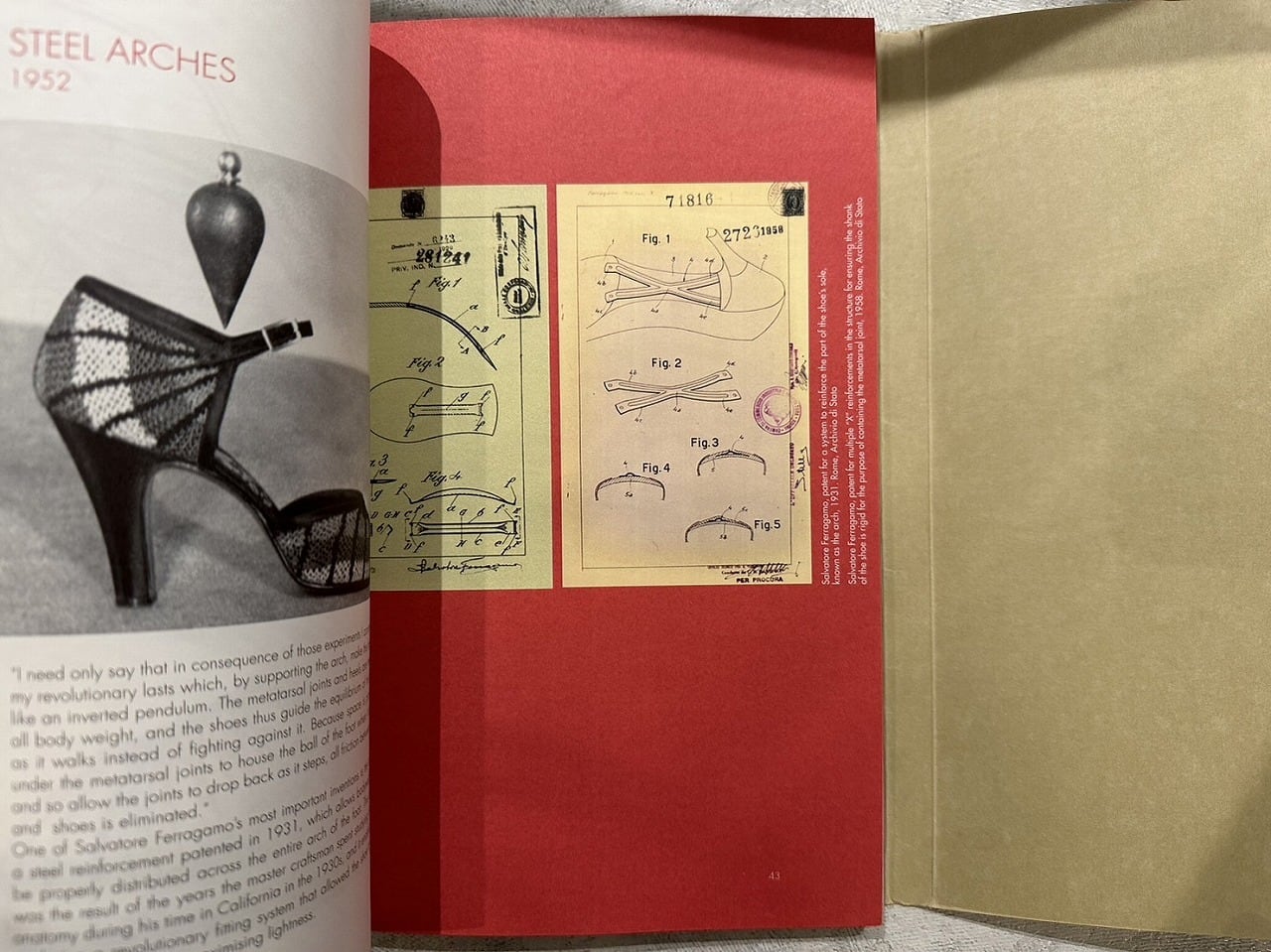 VF251】Salvatore Ferragamo: Fashion Unfolds /visual book