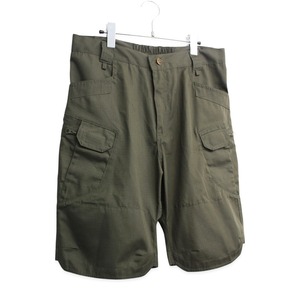Military design cargo shorts