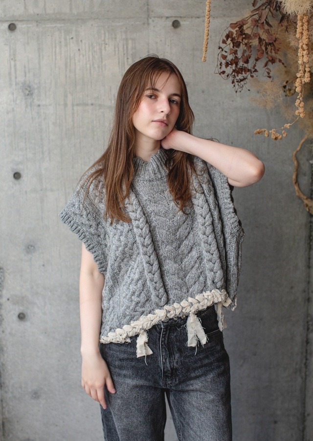 (select)ニットベスト