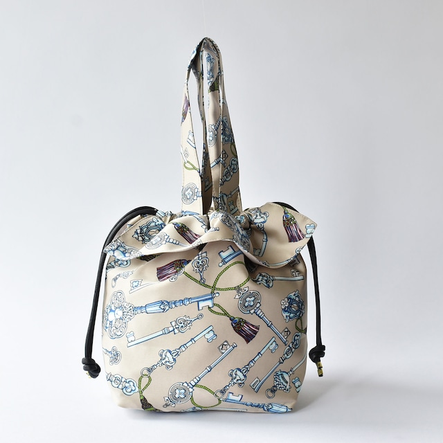 DRAWSTRING BAG / No, 10231