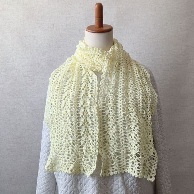 【手編みキット】草木染め糸で編むリーフ柄ストール