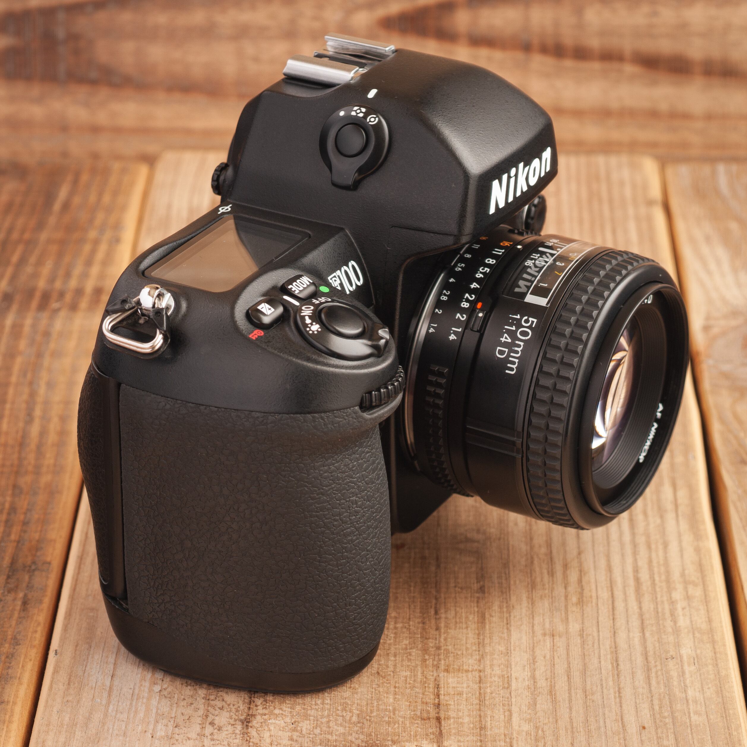 Nikon F100 ＋ 50mm f1.4D