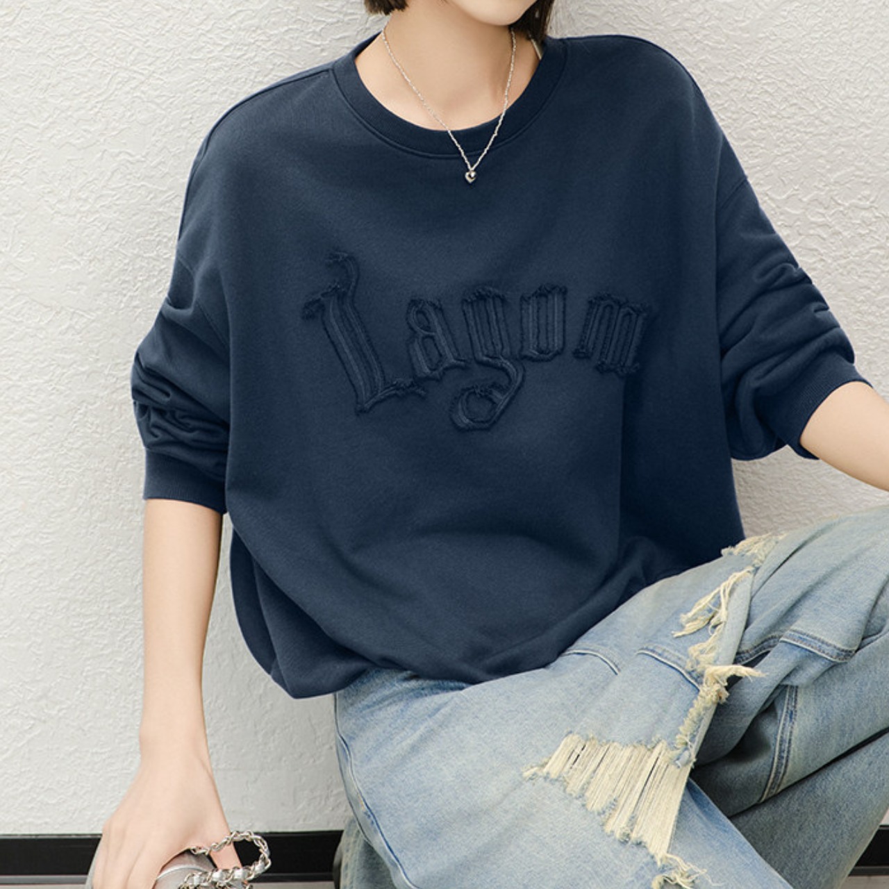 ロゴ入り クルーネック  スウェット 　　 00074