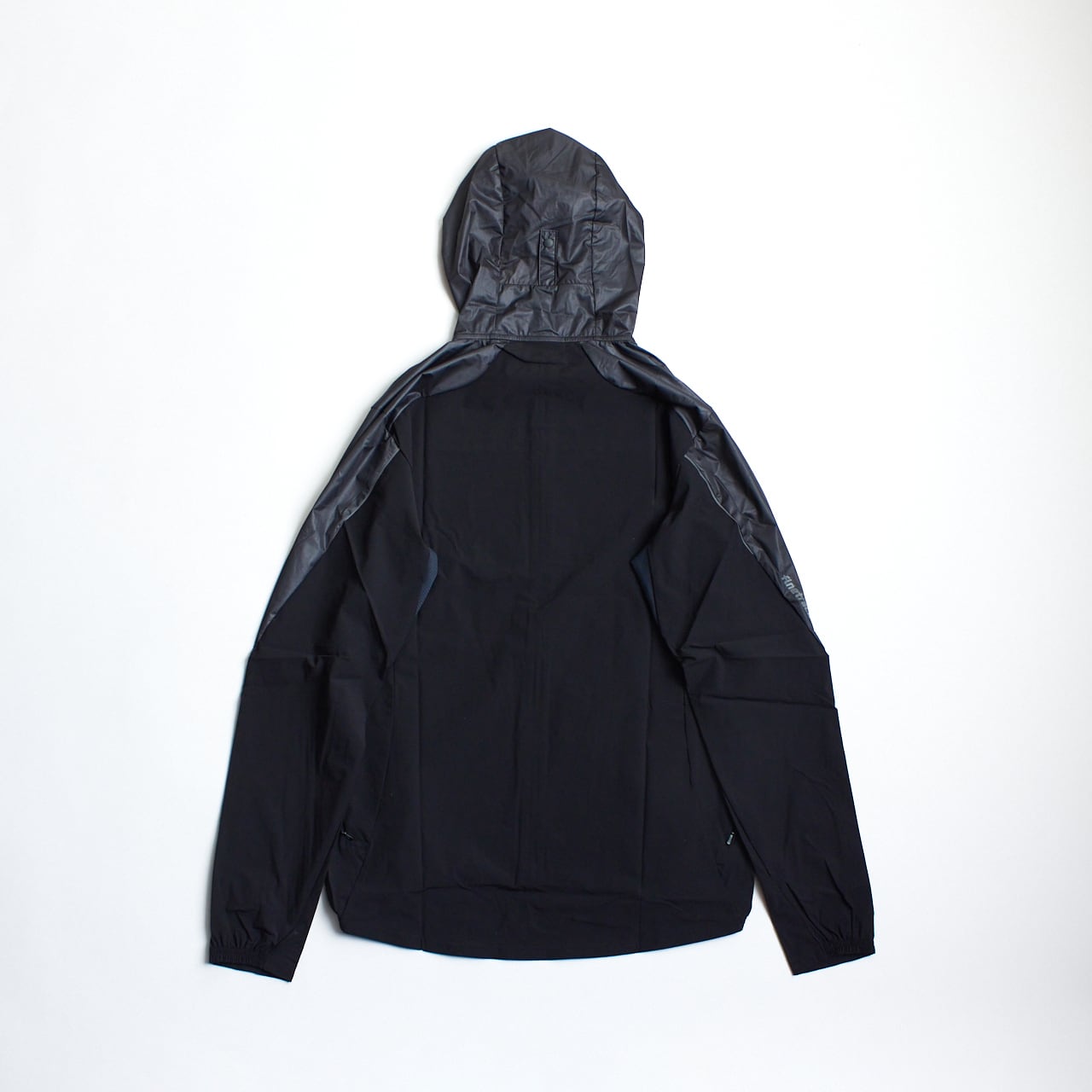 finetrack（ファイントラック） スカイトレイルフーディ メンズ -black