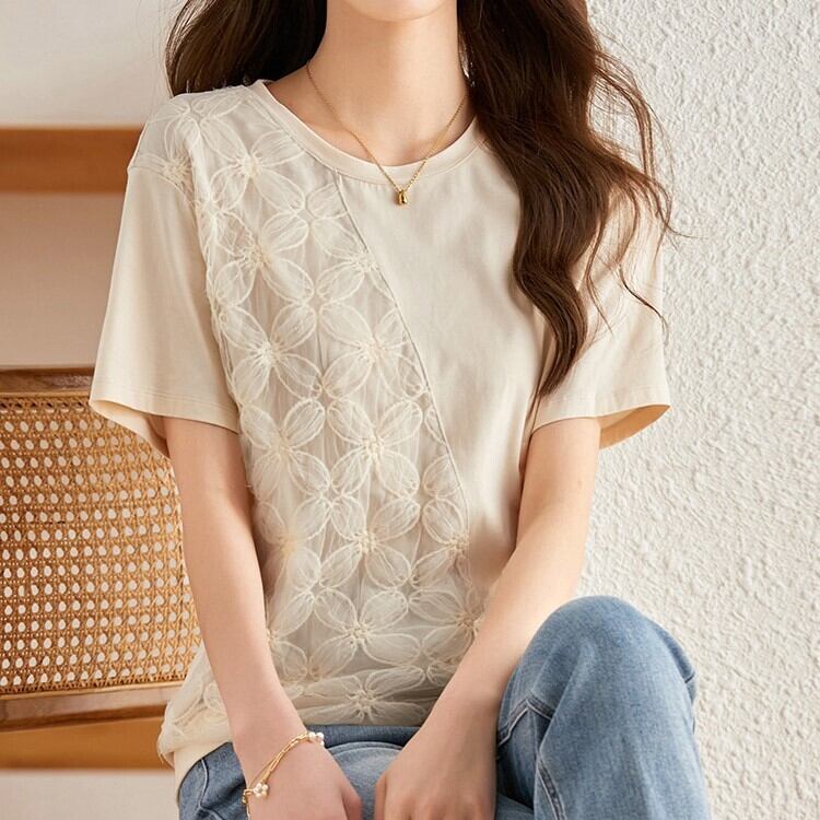 【着用レビュー】トップス レディース Tシャツ カットソー ブラウス M L XL 2XL 3XL 半袖 刺繍 花柄 チュール かわいい 大人可愛い きれいめ 上品 エレガント 清楚 フェミニン おしゃれ お洒落 綺麗 お嬢様 こなれ感 キュート ガーリー ロマンチック レトロ 抜け感 送料無料 無地 OL 通勤 学生 通学 デート お出かけ 女子会 休日 アプリコット 春 夏 秋 10代 20代 30代 韓国系 着回し 普段使い 重ね着 ママ 旅行 きちんと感 ファッション コーデ プチプラ インスタ