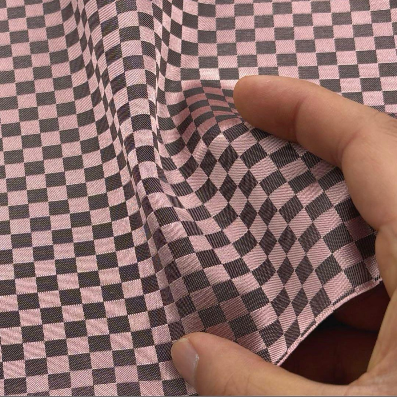 TB693◆2m◆SM◆アパレルブランド◆チェックサテン生地