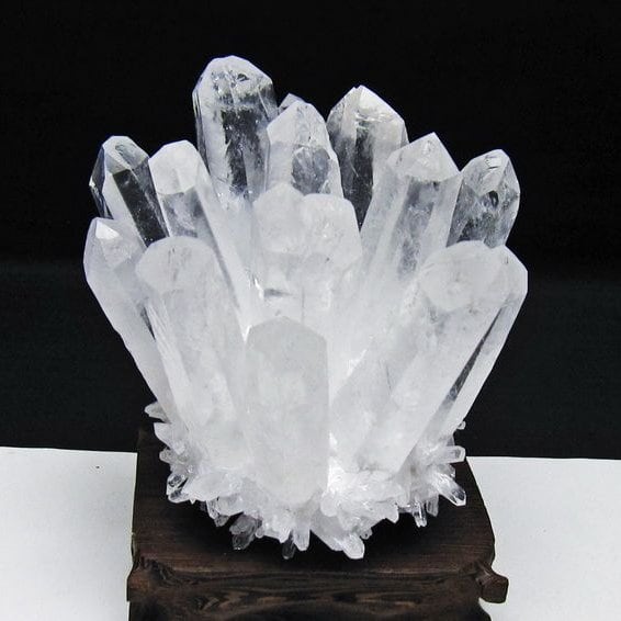 水晶 クラスター 水晶 原石 台座付属 一点物 おまかせ便 182-8653