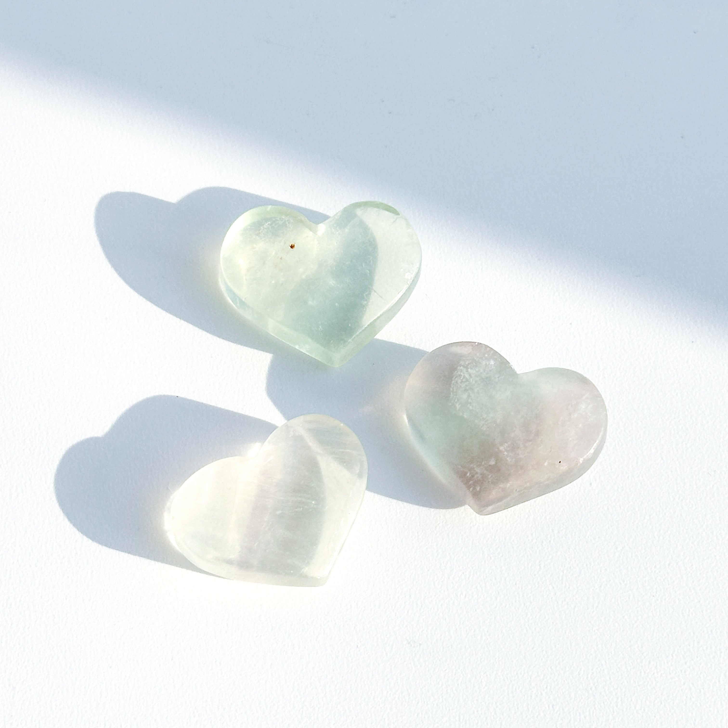 レインボーフローライト ハート 3個set 05◇ Rainbow Fluorite ◇ 天然石・鉱物・パワーストーン・インテリア