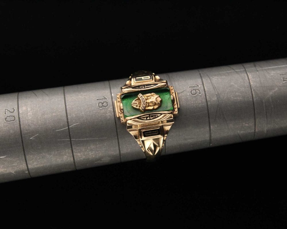 Vintage College Ring [JOSTEN 10kt Gold × Green ST Wolf Vintage College Ring [JOSTEN 10kt Gold × Green ST Wolf
