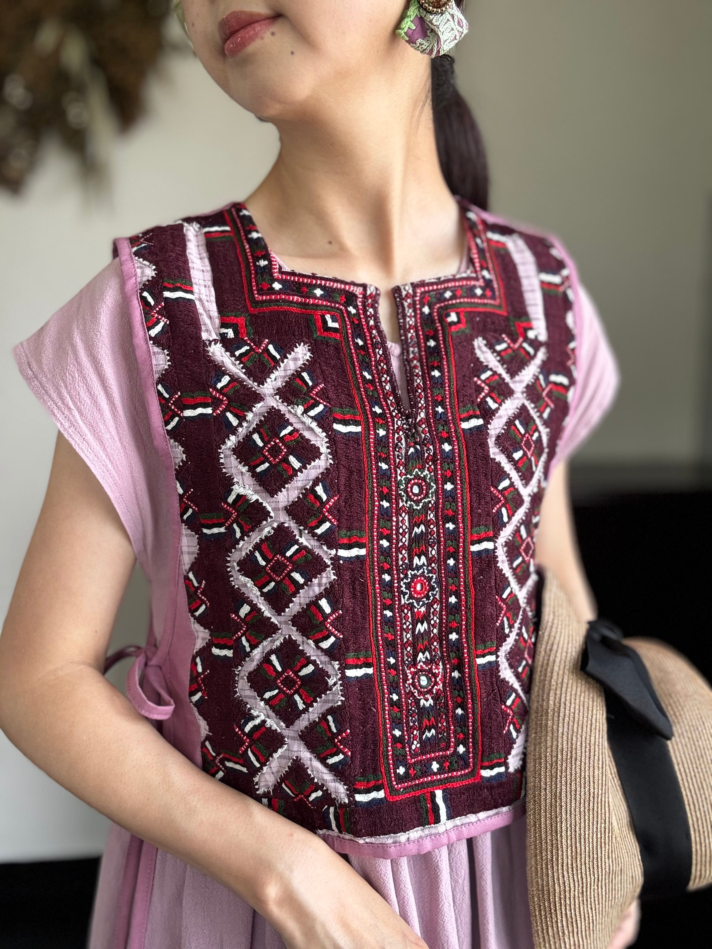 Balochito ｜ バロチ刺繍ベスト専門店