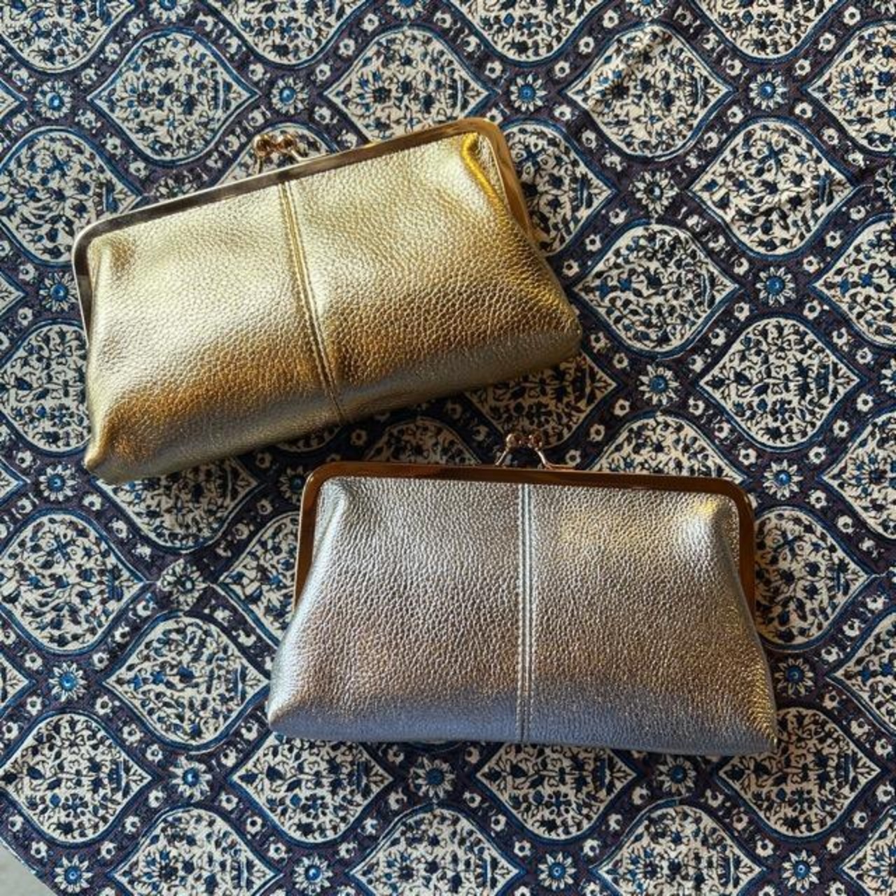 TOPANGA Accessory　Metallic Clasp Wallet 　Gold　メタリック　がま口　　ゴールド　　メタリック　財布　アクセサリー　　持ち運び収納　ウォレット