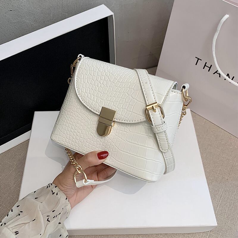 夏の小さなバッグ女性のバッグ2020新しいトレンドラインinsワイルドチェーンメッセンジャーバッグテクスチャファッション小さな正方形のバッグ Tiancai_Wing_Bag7092746