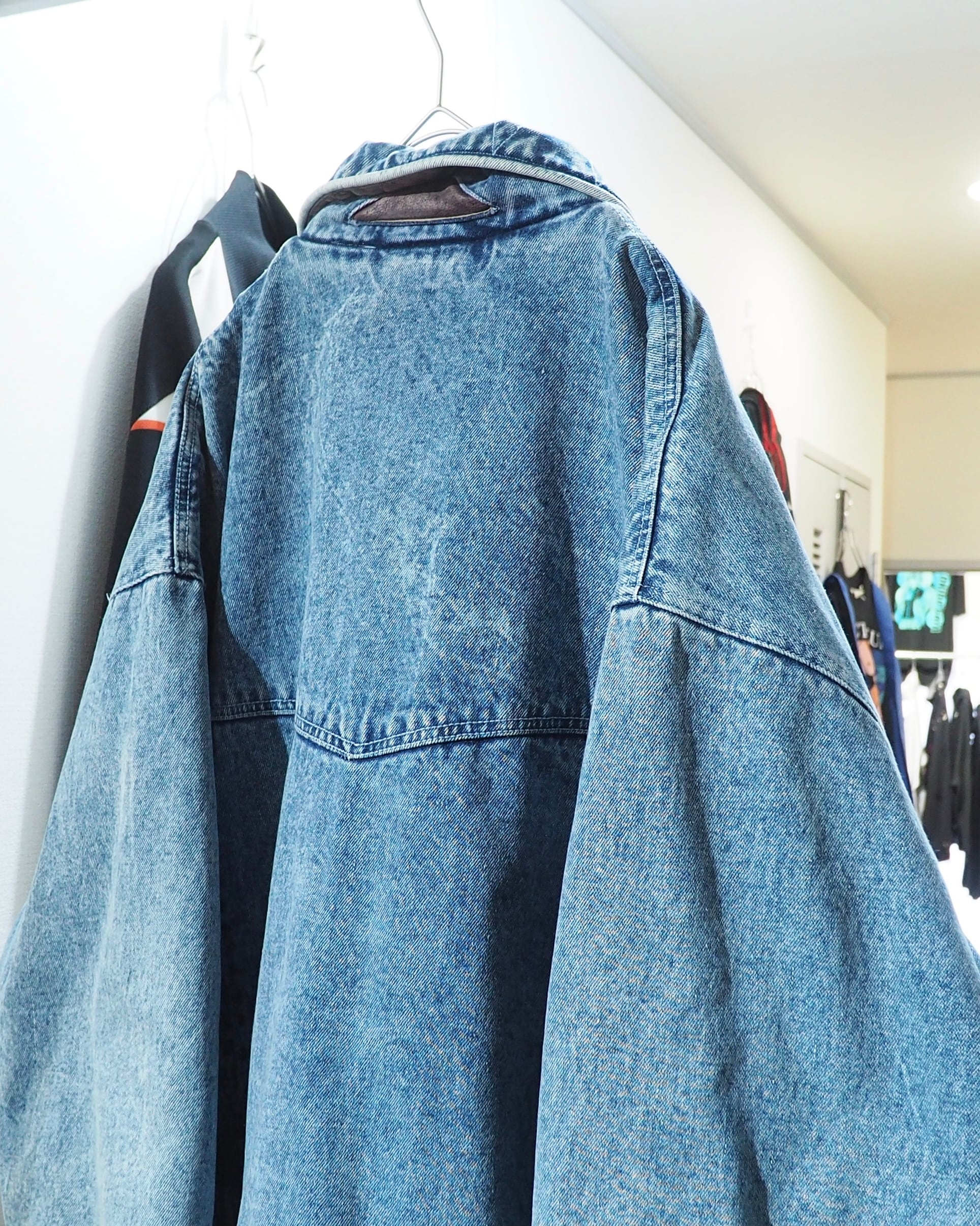 1980s Beautiful Ice Blue × leather docking Over silhouette vintage Denim jacket